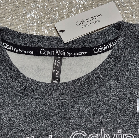 NEW Calvin Klein Performance Women's XS Bold Outline LogoCropped Grey Sweatshirt - Picture 5 of 12